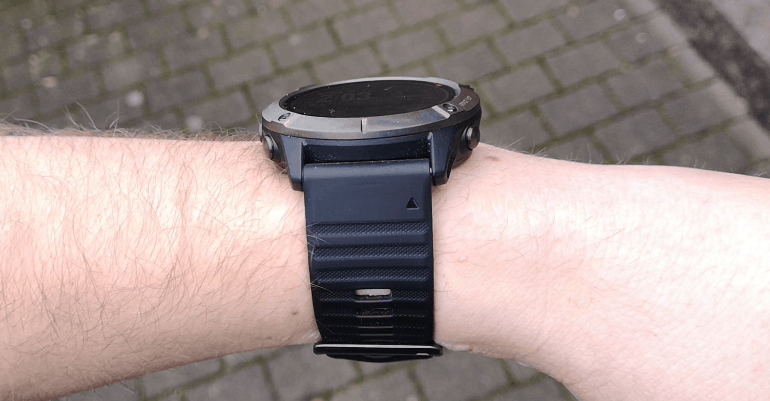 garmin fenix 5s plus band size